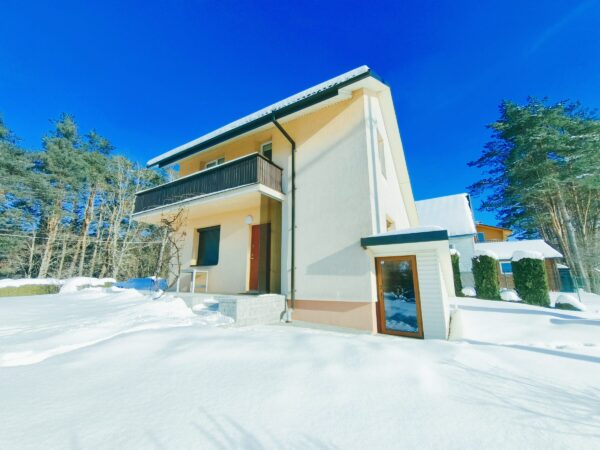 Parduodamas namas šalia Šiekščio ežero  ir pušyno Paežerės g., Ignalinoje