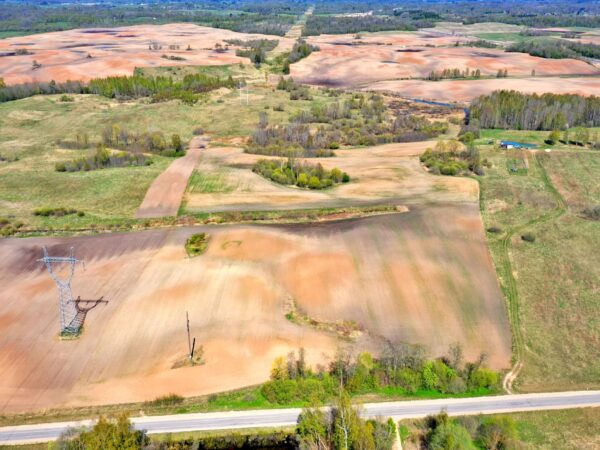 Parduodamas 10 ha žemės ūkio paskirties sklypas šalia Molėtų rajone