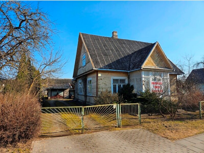 Parduodamas erdvus su patogumais gyvenamasis namas Švenčionių mieste!