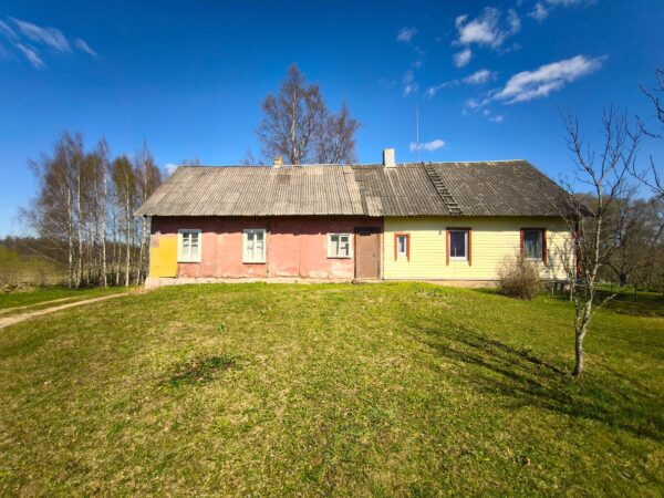 PARDUODAMA SODYBOS DALIS, ROKIŠKIO RAJ.