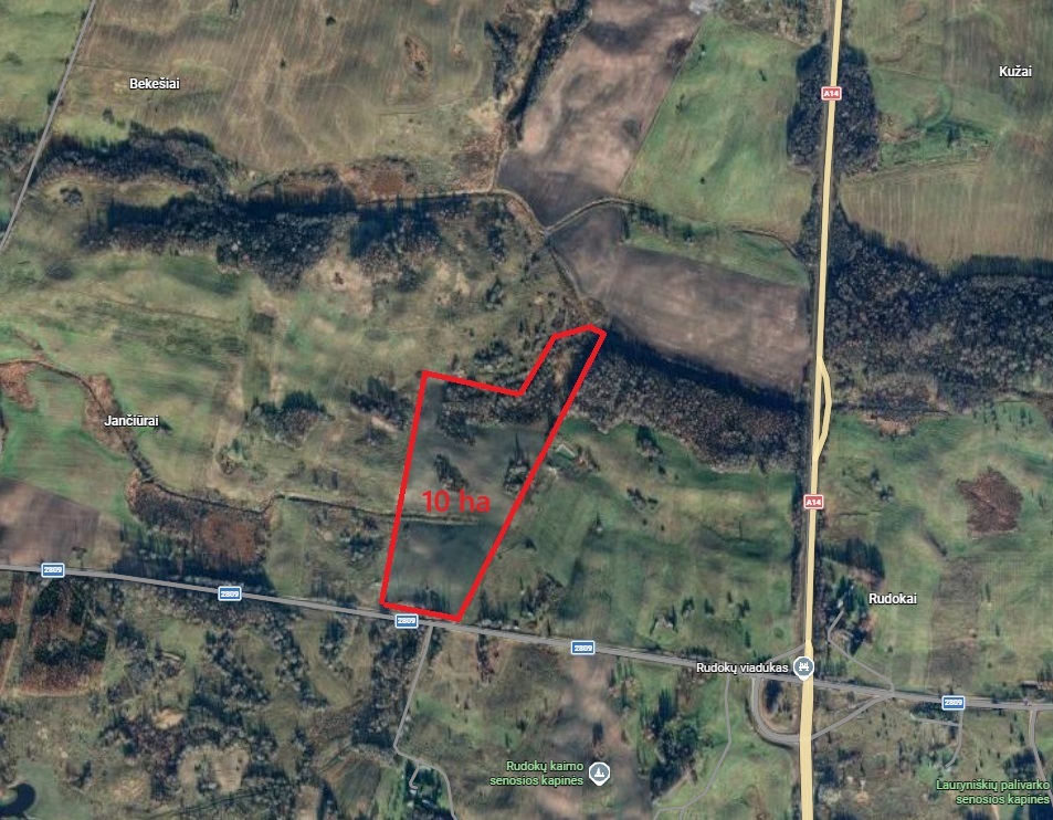 Parduodamas 10 ha žemės ūkio paskirties sklypas šalia Molėtų rajone